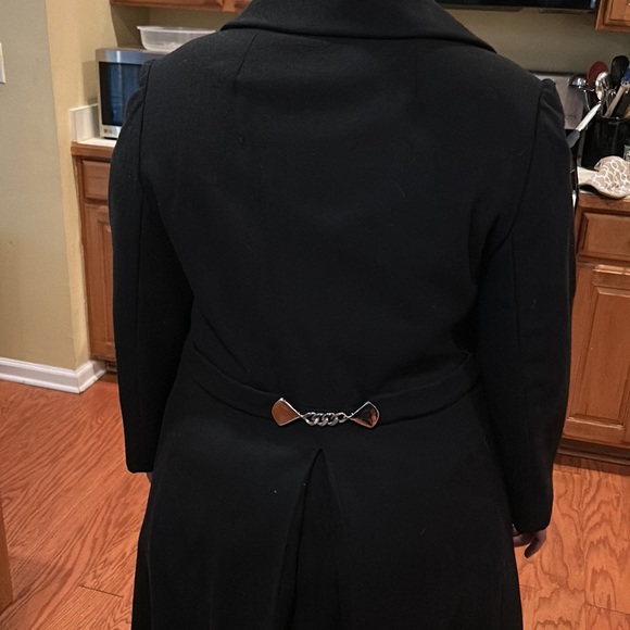 Black double button trench - Picture 5 of 7
